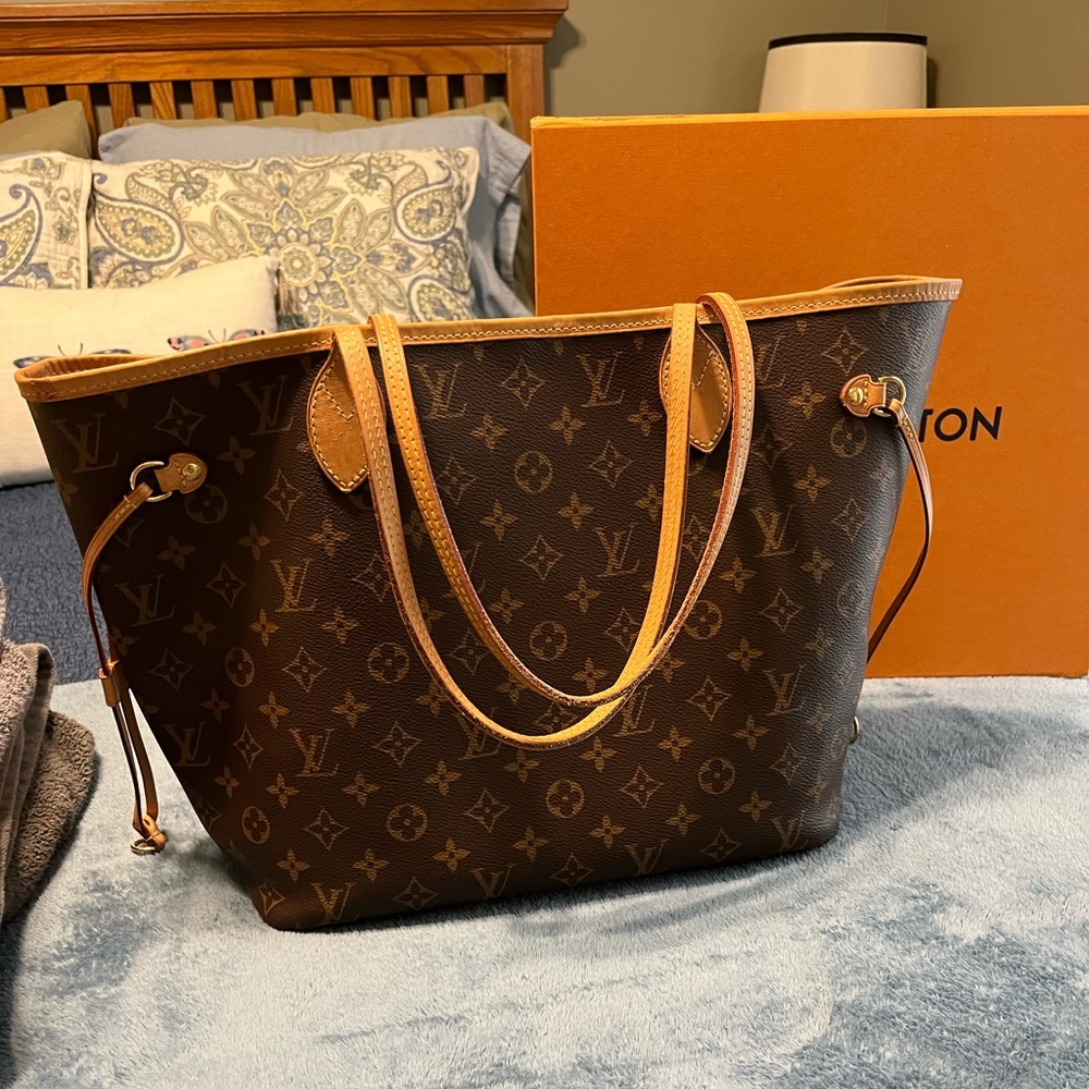 Louis Vuitton Tote